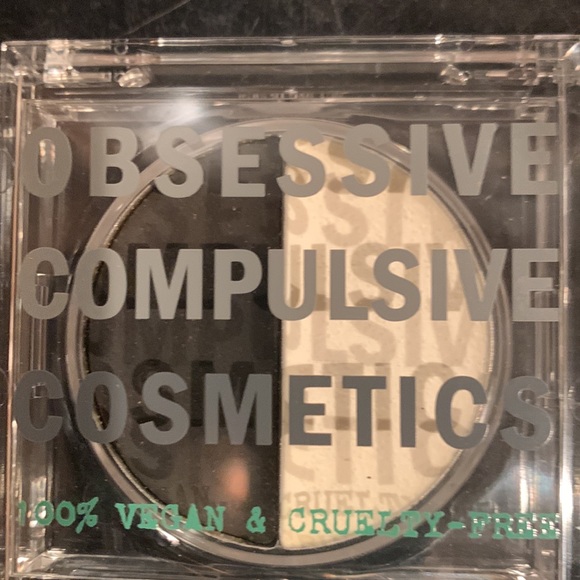 Obsessive Compulsive TARRED & FEATHERED LIP BALM DUO - Picture 2 of 3